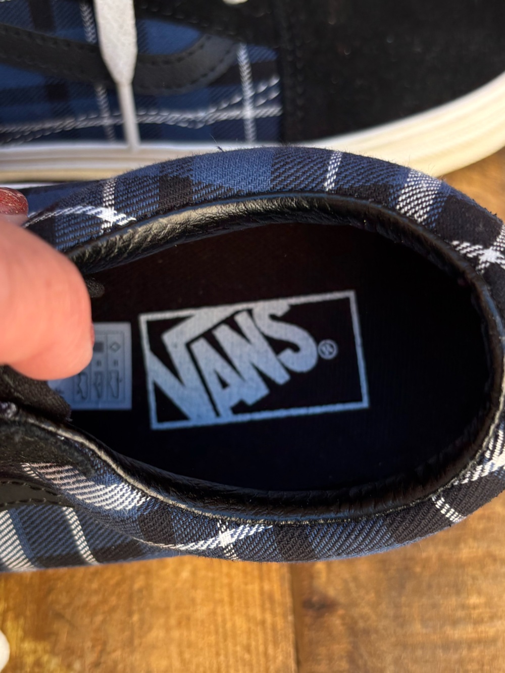 NWTS Vans Navy Blue Plaid Old Skool Classic Shoes - Picture 14 of 16